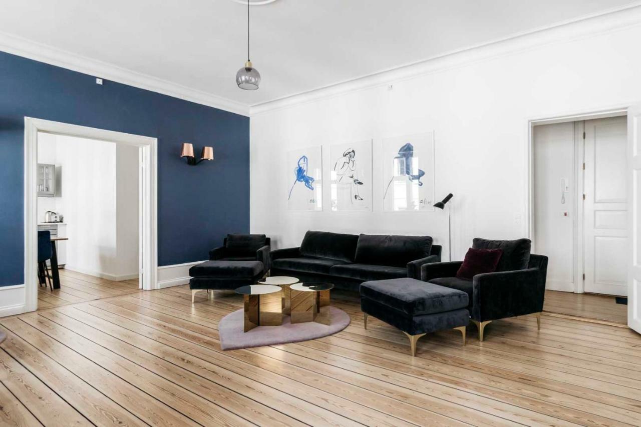 No. 56 - Luxury Apartments By Habitat Collection Apartment *